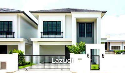บ้านเดี่ยว สมุทรปราการ : Luxury 4-Bed Detached Home in Bang Phli Yai