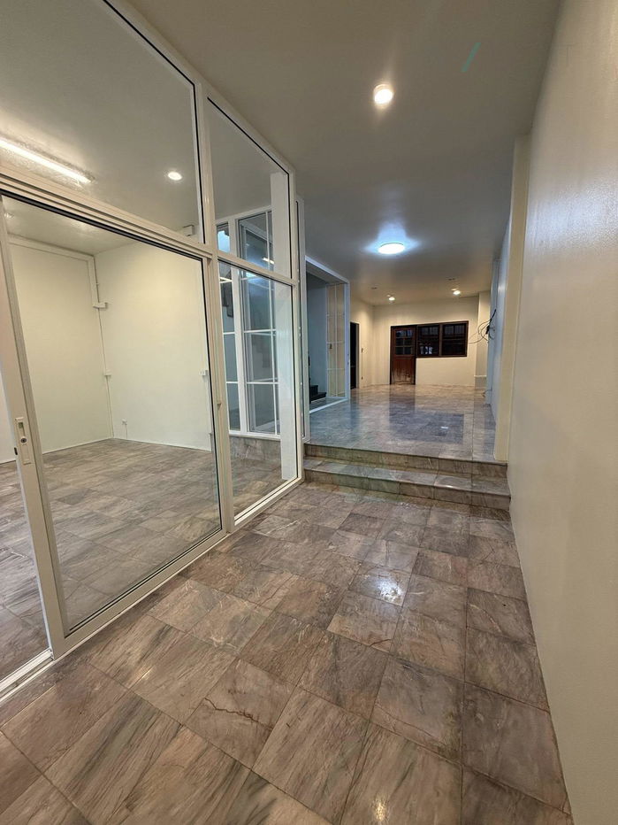 รูป 📌 ขายทาวน์เฮาส์ โครงการ ศรีวรา ทาวน์อินทาวน์ 3 ชั้น 4 ห้องนอน 5 ห้องน้ำ - รูปที่ 3/8