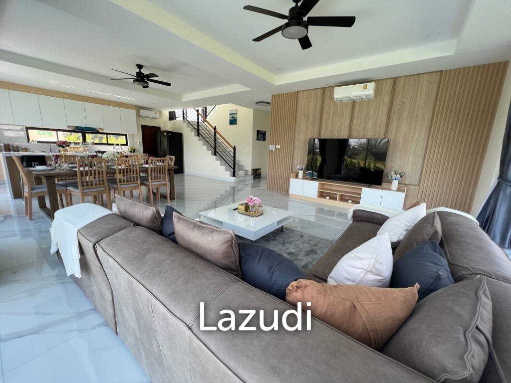 picture House 4 Bed 3 Bath 290 SQ.M Amity Lakes - 47/55