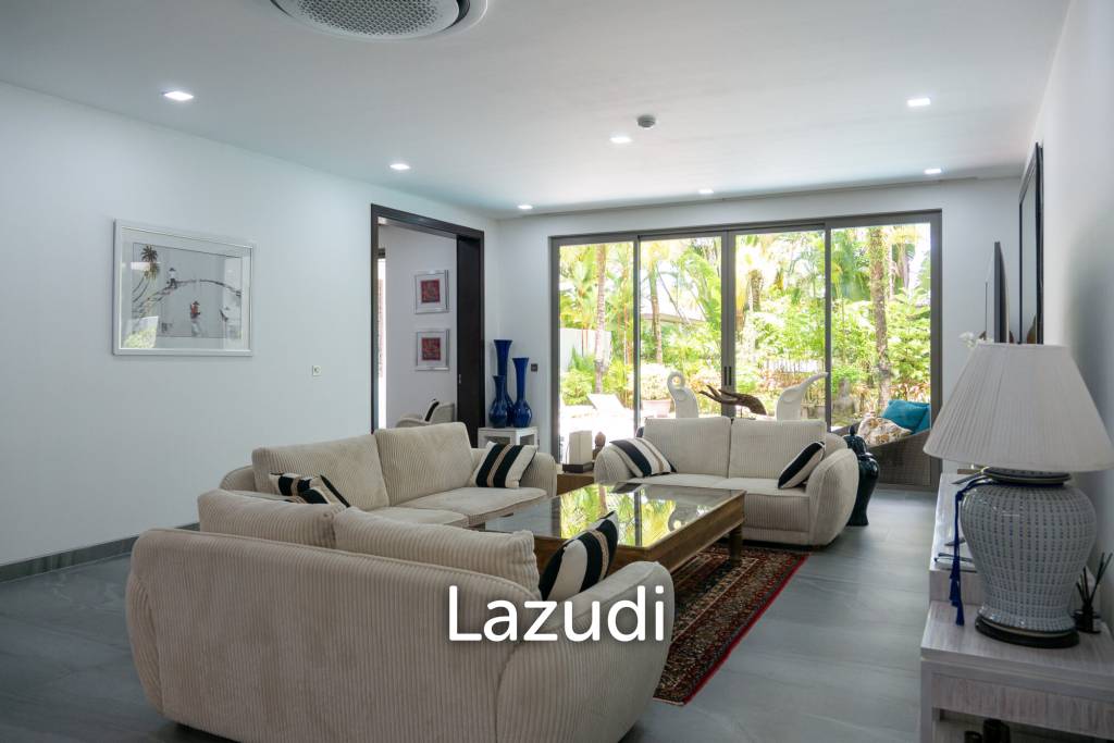 Foreign Freehold 3-Bedroom Condo with Private Pool in Bang Tao - image 3
