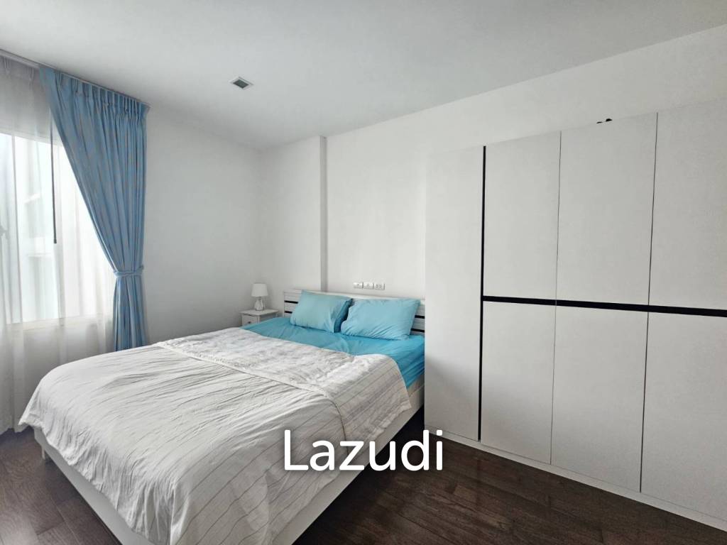 รูป THE SEACRAZE : 2 Bed condo near the beach with Pool View - รูปที่ 13/27