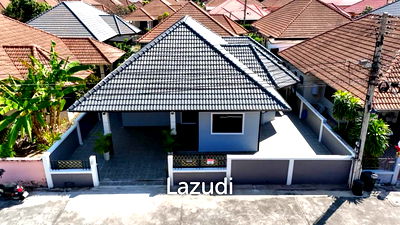 Houses for sale Chonburi : 3 Bedroom 2 Bathroom 180 SQ.M. Pattaya Hill Village 2