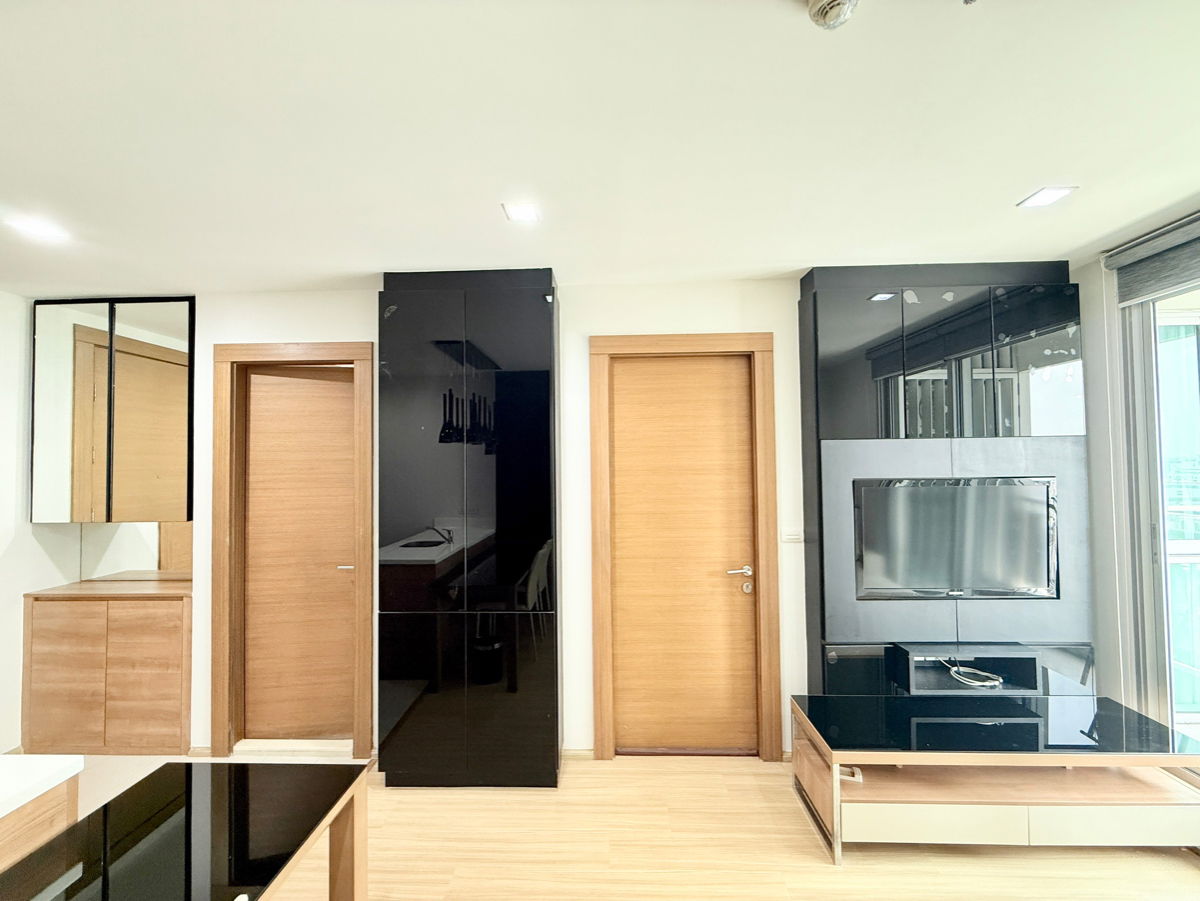 picture Ready to move in❗️𝐑𝐡𝐲𝐭𝐡𝐦 𝐑𝐚𝐭𝐜𝐡𝐚𝐝𝐚-𝐇𝐮𝐚𝐢𝐤𝐡𝐰𝐚𝐧𝐠  1 Bedroom 1 Bathroom Size 46 Sq.m. Near MRT-Huaikhwang  - 17/17
