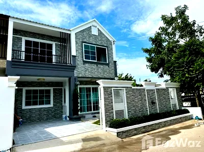 Houses for sale Chonburi : 3 Bedroom House for sale in Huai Yai, Chon Buri  1899154