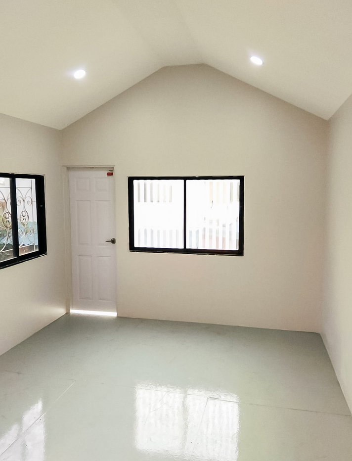 รูป 2-Storey Townhouse for Sale 3 Bedrooms in East Pattaya - รูปที่ 7/7