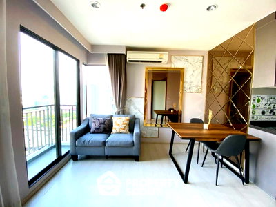 Condos for rent : 2-BR 42 Sqm, 28th-Floor Condo at Rhythm Asoke Near MRT Phra Ram 9 (ID 2681554)