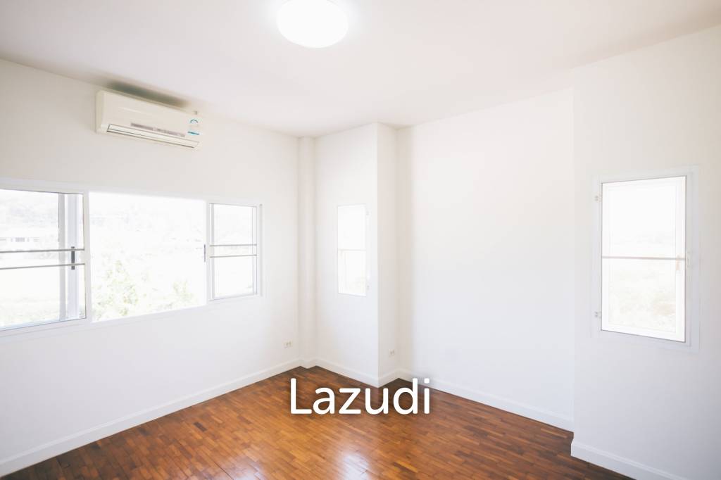 รูป ขายบ้านเดี่ยว 2 ชั้นหลังใหญ่พร้อมสระว่ายน้ำในโครงการหมู่บ้าน - รูปที่ 41/102