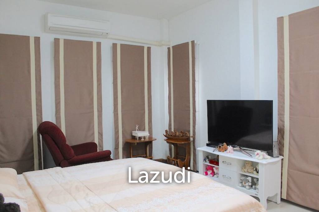 picture Renovated 3 Berdroom House for Sale - 15/23