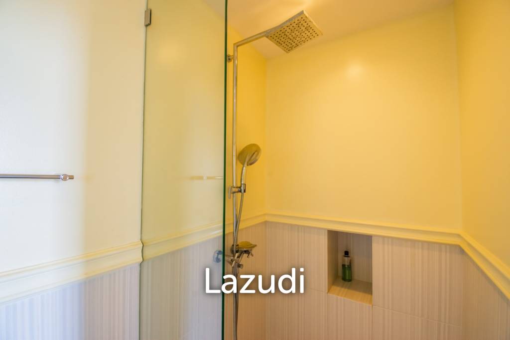 รูป SUMMER : Charming 2 Bed Seaview Condo - รูปที่ 10/29