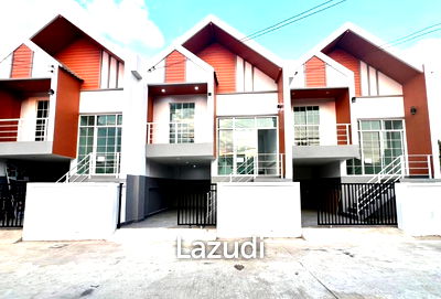 ทาวน์โฮม ชลบุรี : 3 Beds 2 Baths 128 SQ.M. Minimal Nordic Style