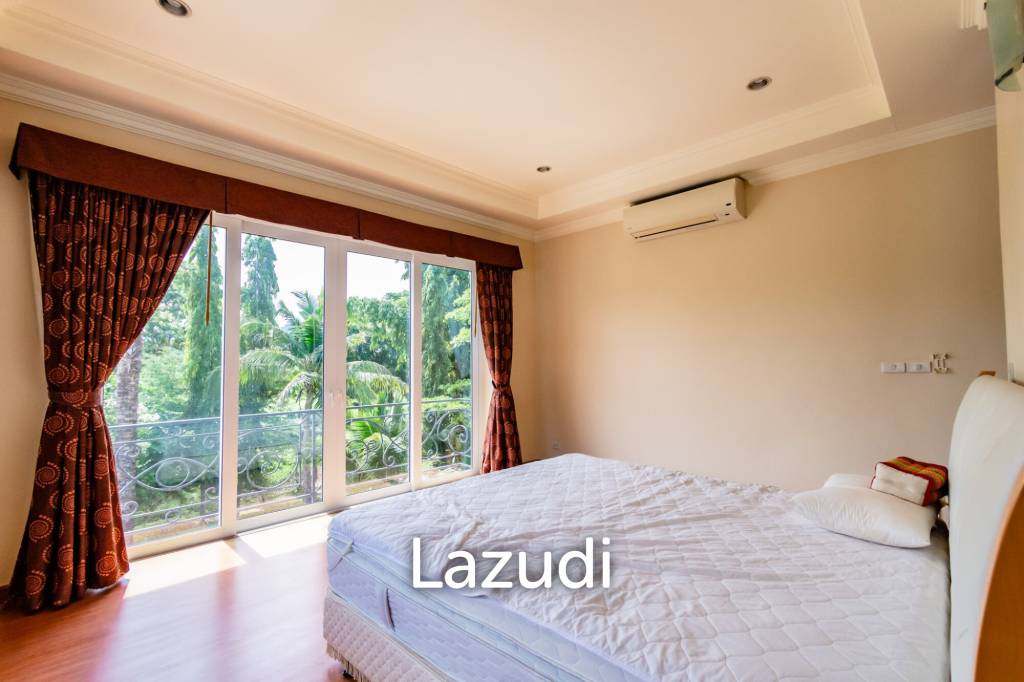 รูป PALM HILLS: วิลล่าหรู 7 ห้องนอนพร้อมสระว่ายน้ำในที่ดินขนาดใหญ่ - รูปที่ 33/64