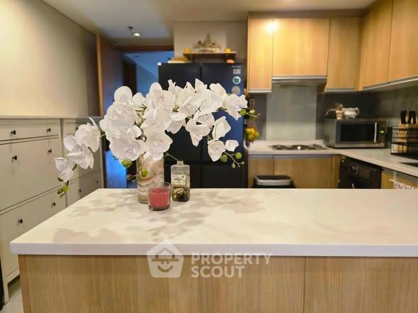 picture 2-BR Condo at Villa Asoke near MRT Phetchaburi (ID 2680189) - 3/10