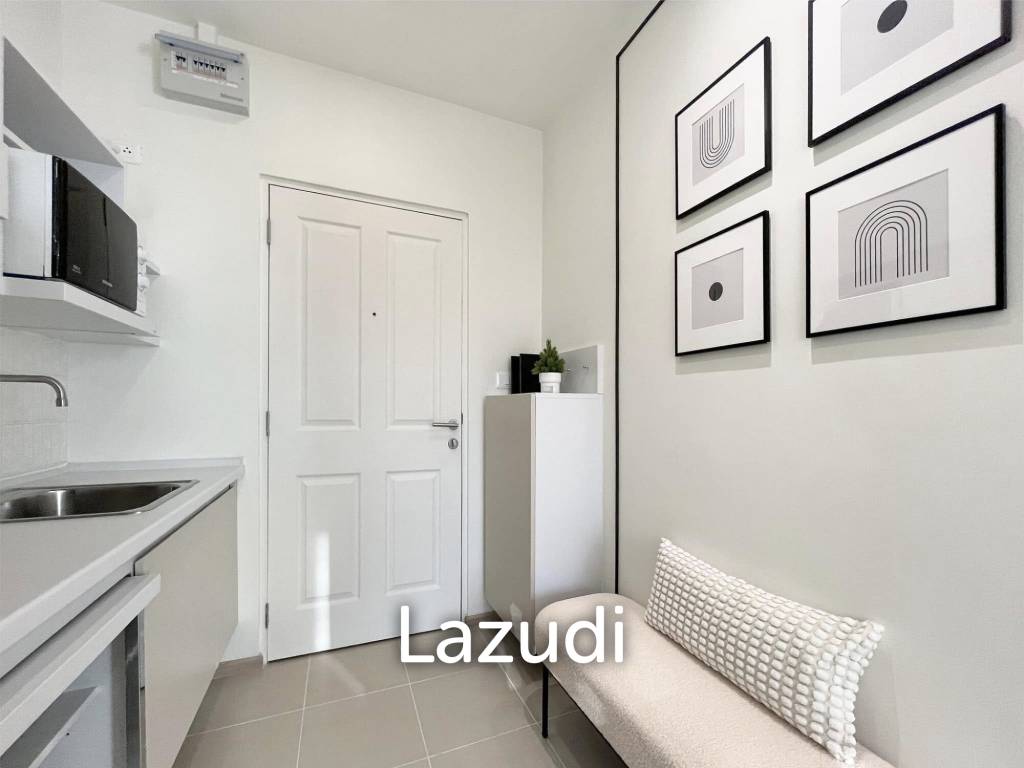 Renovated 1 Bed 32 SQ.M Zcape 1 Condo Near Boat Avenue - image 3