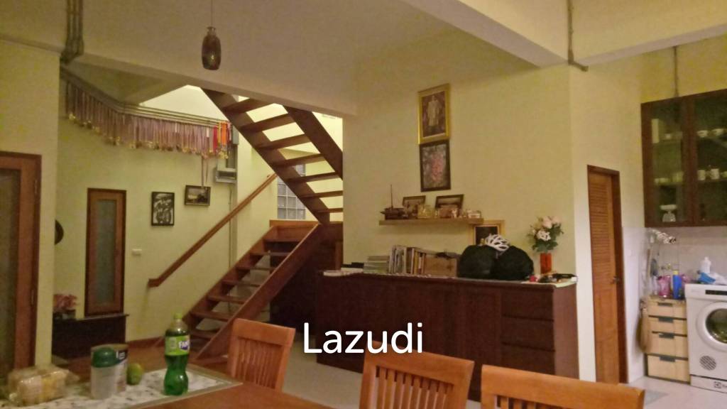 picture 2 Bedrooms House on a Hillside with Mountain views. - 9/23