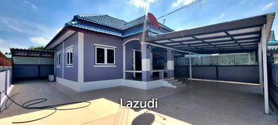 Houses for sale Chonburi : 2 Beds 2 Baths 210 SQ.M. Navy House Bangsaray