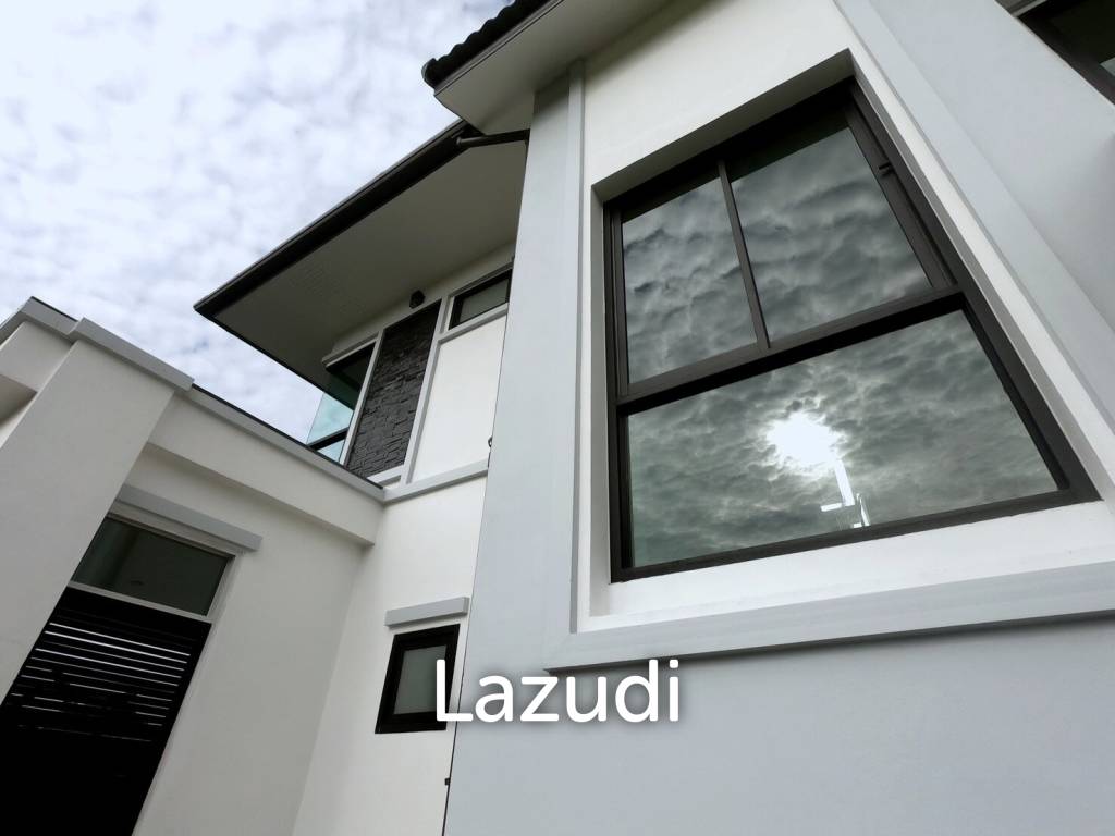 รูป บ้าน 2 ชั้น 3 ห้องนอนสำหรับขายใน ต.นางแล - รูปที่ 16/17