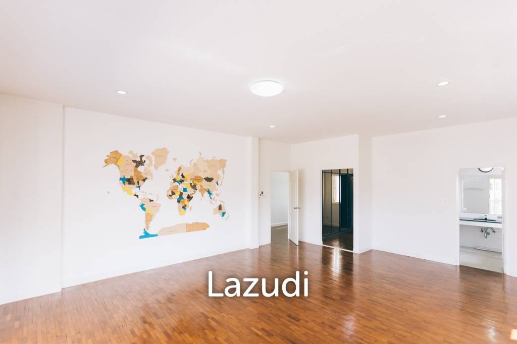 รูป ขายบ้านเดี่ยว 2 ชั้นหลังใหญ่พร้อมสระว่ายน้ำในโครงการหมู่บ้าน - รูปที่ 55/102