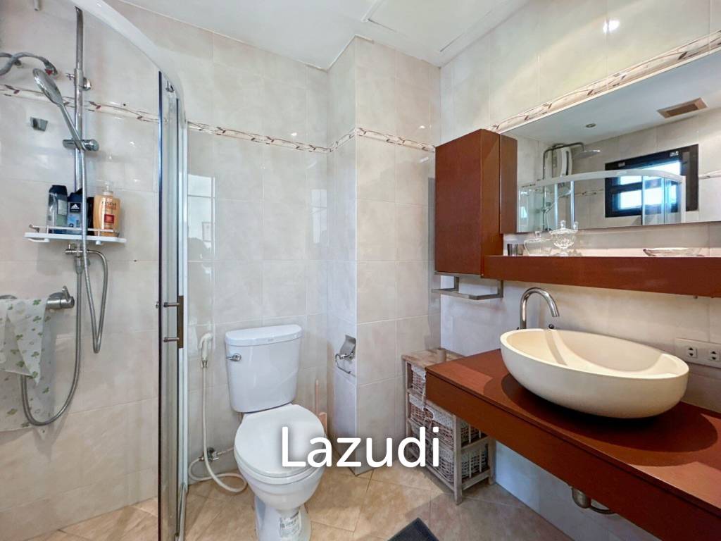 picture 3 Bed 3 Bath Condo with Stunning Golf Course Views - 33/40