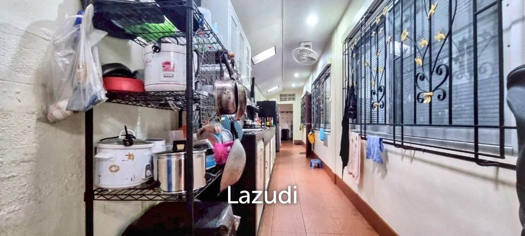 picture 3 Beds 2 Baths 220 SQ.M. House In East Pattaya - 15/20