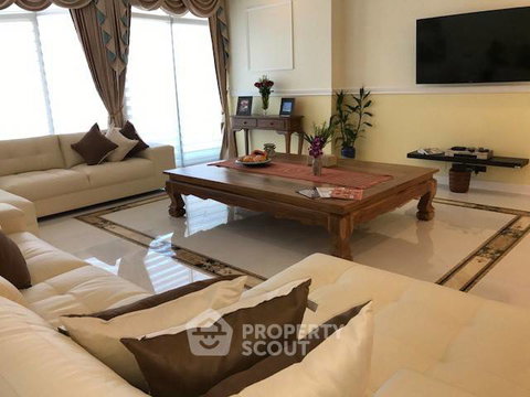 คอนโด 3-ห้องนอน ที่ บ้าน สาทร เจ้าพระยา คอนโดมิเนียม ใกล้ BTS กรุงธนบุรี (ID 465459)