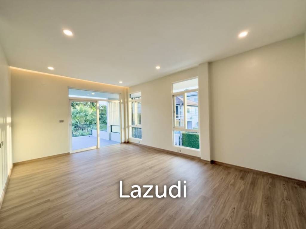 picture Newly Renovated Spacious 5-Bedroom House for Sale in Chalong - 13/20