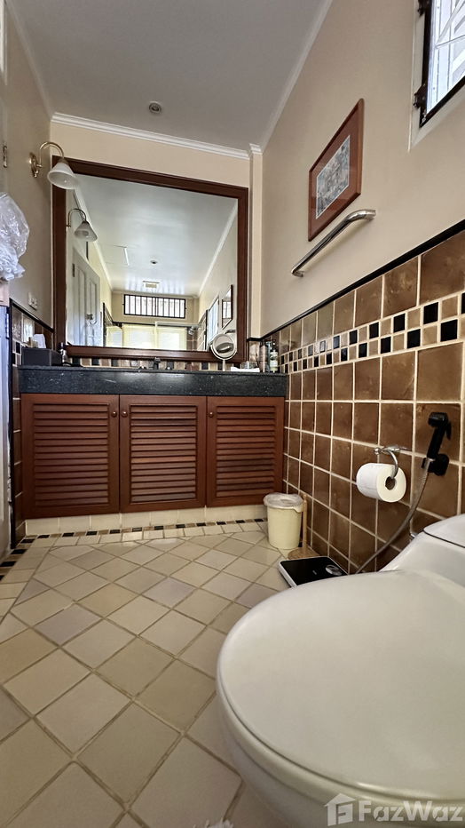 picture 4 Bedroom Luxury Oriental Beachfront Property for Sale 1908980 - 18/43