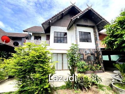 Houses for sale Clock Tower Chiang Rai : Vintage Style 2-Story House For Sale Near Chiang Rai City