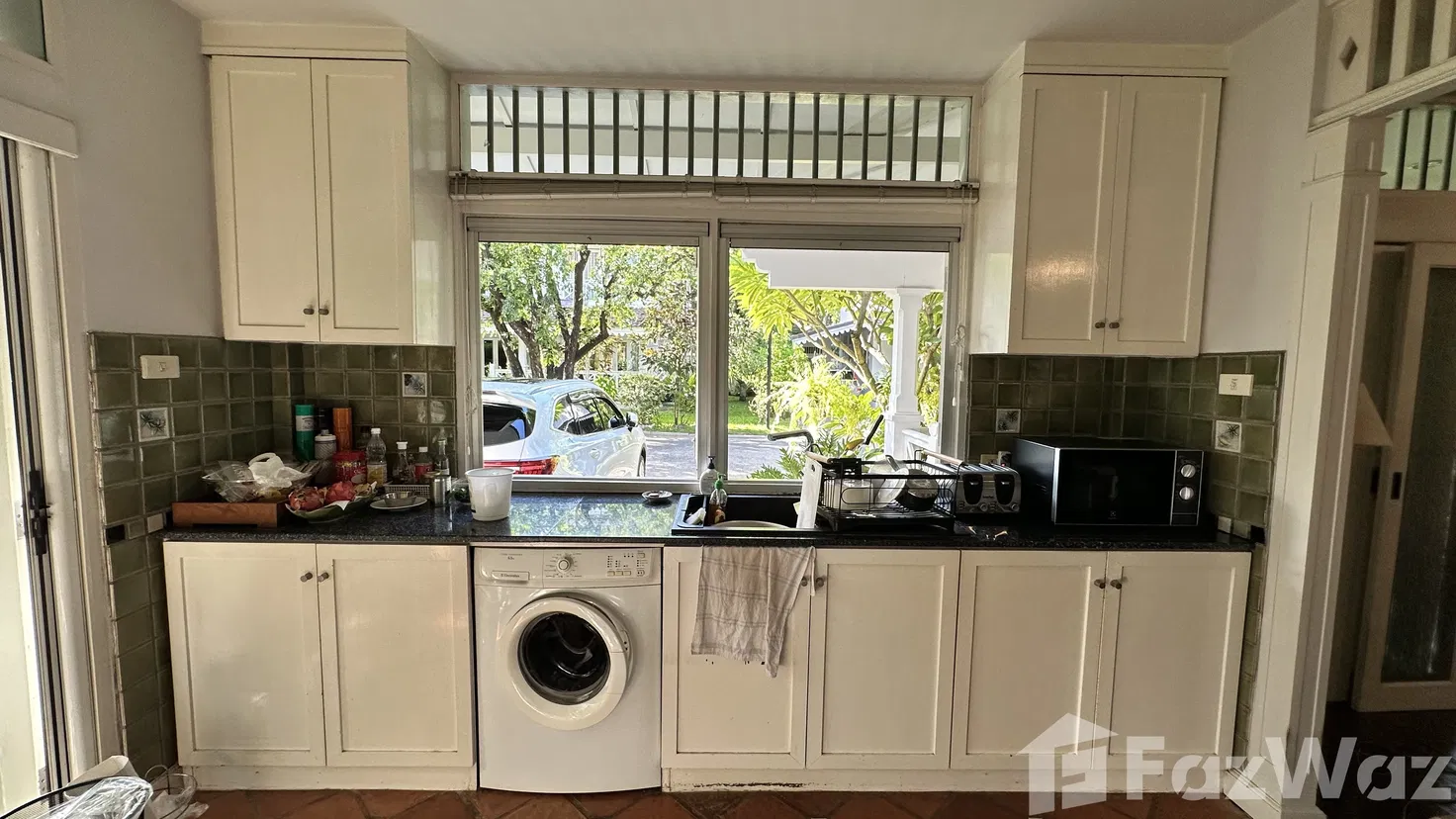 picture 4 Bedroom Luxury Oriental Beachfront Property for Sale 1908980 - 25/43