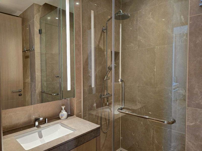 รูป LTHC14530 – Condo for Rent | Magnolias Waterfront Residences | 95 sqm | 2 Beds 2 Bath | Near BTS Charoen Nakhon | 120K/Month  - รูปที่ 2/9