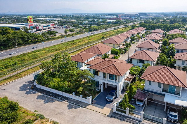 รูป พรอมเมนาดา เชียงใหม่ 800 ม. 3-4นอน ถ.วงเเหวนรอบกลาง บิ๊กซี เชียงใหม่ ดอนจั่น 800ม. ท่าศาลา 4 น้ำ บ้านเดี่ยว 2 ชั้น 55 ตร.ว. 220 ตร.ม. - รูปที่ 1/8