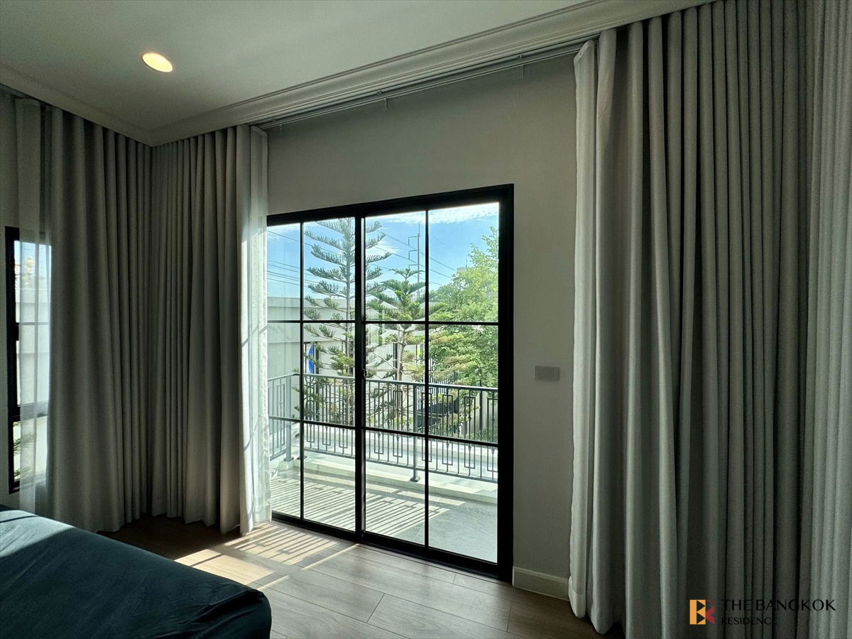 รูป  Setthasiri Bangna – Suvarnabhumi 🏡 บ้านใหม่กริ๊บ เฟอร์ครบ! แปลงมุมส่วนตัว ใกล้สระว่ายน้ำ  - รูปที่ 6/15