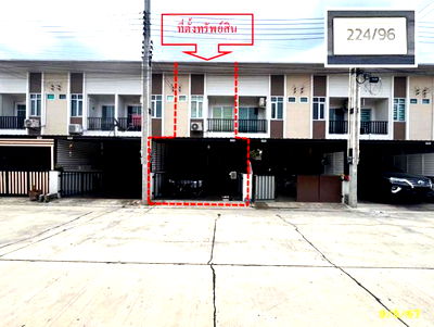 ทาวน์โฮม บางละมุง ชลบุรี : ทาวน์เฮ้าส์ สำหรับขาย โกลเด้น ทาวน์ แหลมฉบัง-ศรีสุวิช บางละมุง บางละมุง ชลบุรี