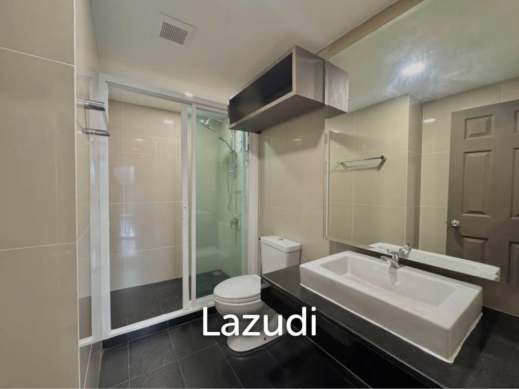 Renovated 1-Bedroom For Sale At The View Condo Suanluang - image 6