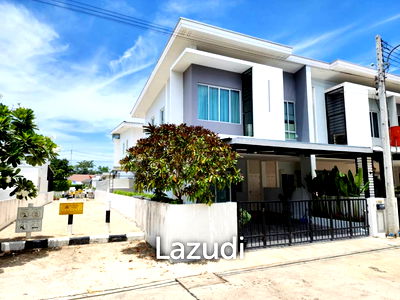 ทาวน์โฮม ปราณบุรี ประจวบคีรีขันธ์ : LA VALLEE TOWN 2 :  Modern 2 Storey Townhouse