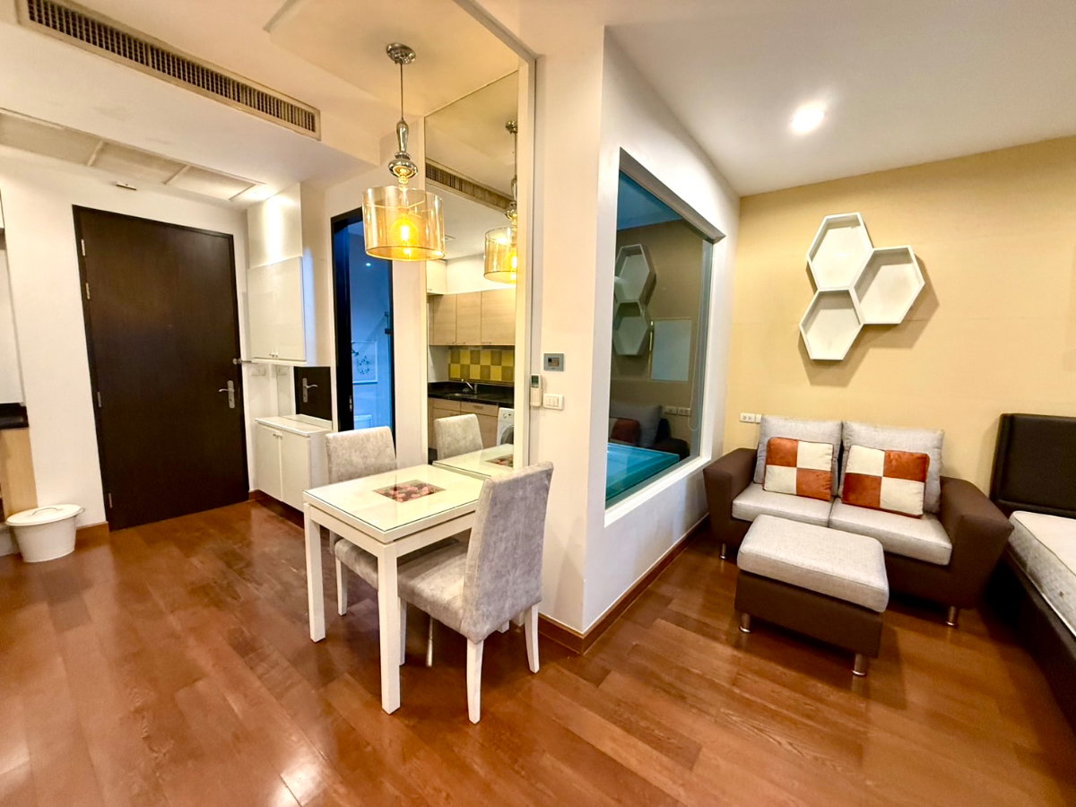 ดิ แอดเดรส ชิดลม The address Chidlom  วิวสวน ห้องสตูดิโอ  ใกล้ BTS ชิดลม เพียง 300 เมตร