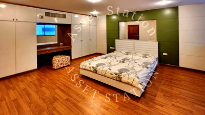 Condos for rent Soi On Nut (Sukhumvit 77) : 💎The President Sukhumvit 24, a newly renovated luxury condo, is perfect for business professionals. 🏢✨