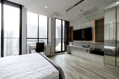 คอนโดให้เช่า : Noble Ploenchit 1 bedroom, for rent