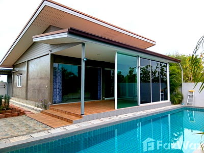 Houses for sale Bang Lamung Chonburi : 3 Bedroom House for sale in Huai Yai, Chon Buri  1763216