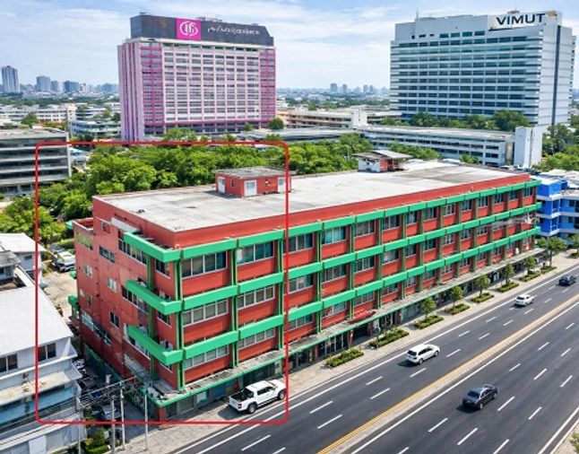 อารีย์ BTS สะพานควาย 900ม. ให้เช่าอาคาร 4.5ชั้น 2คูหาหลังมุม ติดกัน 28ตร.วา. อินทามระ10-14ตลาดสดห้วยขวาง 1.4 กม. 448ตร.ม. ม.ศรีปทุม 4นอน