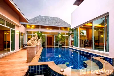 Houses for rent Muang Phuket Phuket : 5 Bedroom Villa for rent in Rawai, Phuket  6067908