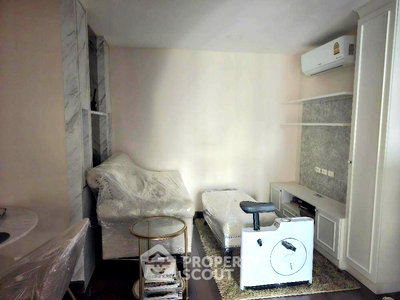 ขายคอนโด : คอนโด 2-ห้องนอน ที่ แบงค์คอก แฟ’ลิซ สาทร-ตากสิน ใกล้ BTS กรุงธนบุรี (ID 1367899)