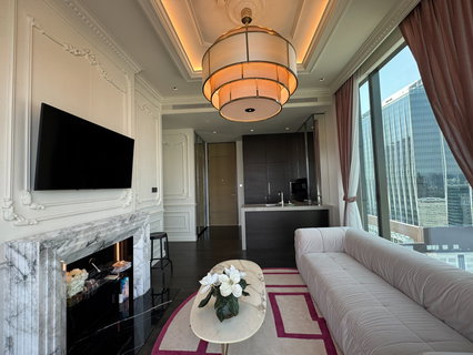 [Rare Unit] Luxury Condo for Sale 28 Chidlom | 2BR 2Bath | 25th Floor | Fully Furnished | 30.5M THB