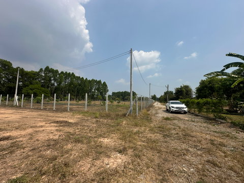 ขายที่ดินเปล่า ถมแล้ว พื้นที่ 2 ไร่ ใกล้โรงเรียนเตรียมทหาร ต. ศรีกะอาง อ.บ้านนา จ.นครนายก