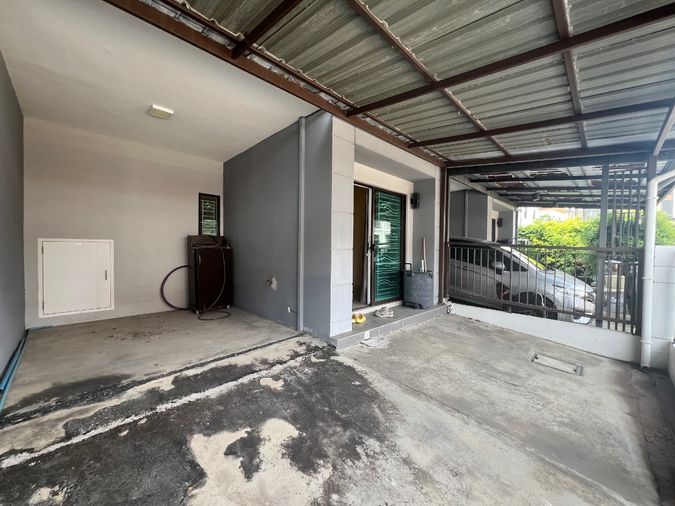 3-bed townhouse for sale, 100 sqm, 18 sq wah, Pruksa Ville 73 Pattanakarn