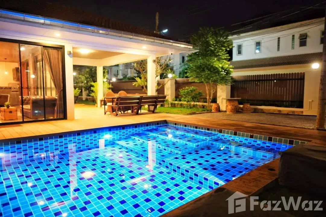 picture Luxurious Villa with Big Pool in Jomtien 1390694 - 17/18