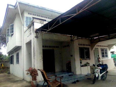 Houses for rent วิทยาลัยดุสิตธานี : House for Rent Soi in On Nut 46.