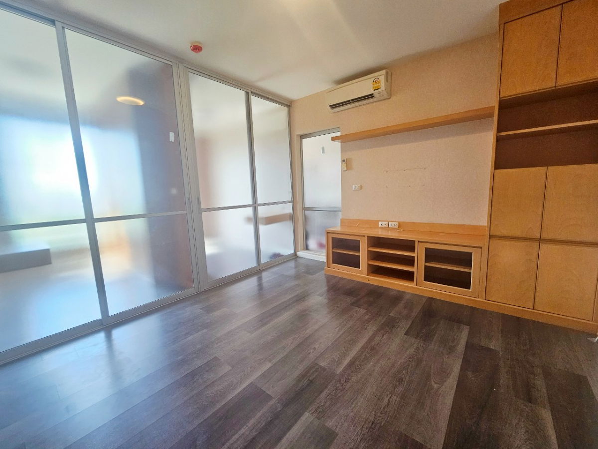 picture For Sale: Dcondo Campus Resort Rangsit (Phase 1) 7th floor Size 30 sq.m. Best price - 1/10