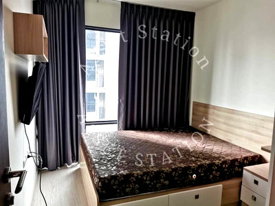 ขายคอนโด : 🌃 ขายด่วน! Rhythm Asoke ห้องกว้าง 2 นอน Yieldดี อยู่เองก็สบายซื้อลงทุนก็คุ้มค่า! ใกล้MRTเพชรบุรี🚅