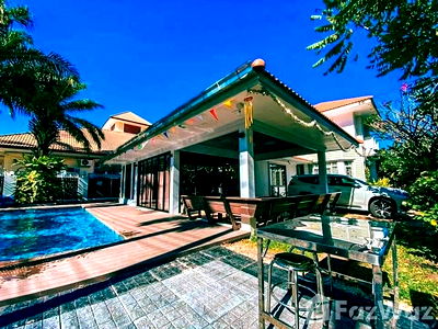 Houses for sale Bang Lamung Chonburi : Luxurious Villa with Big Pool in Jomtien 1390694