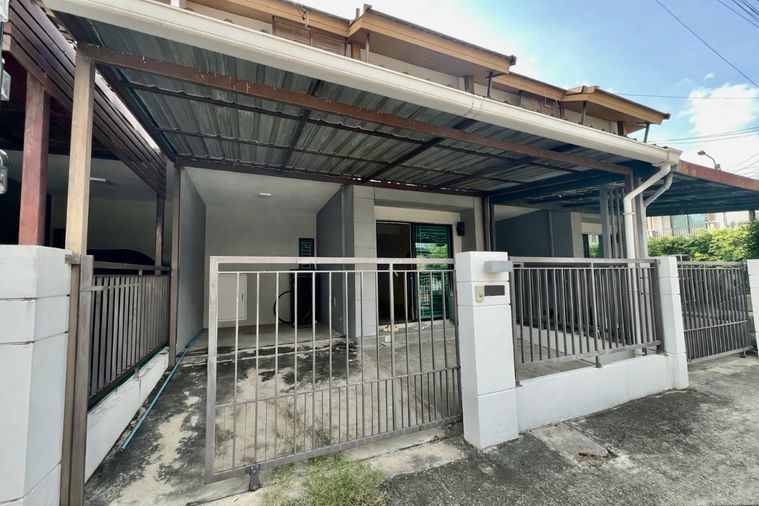 3-bed townhouse for sale, 100 sqm, 18 sq wah, Pruksa Ville 73 Pattanakarn